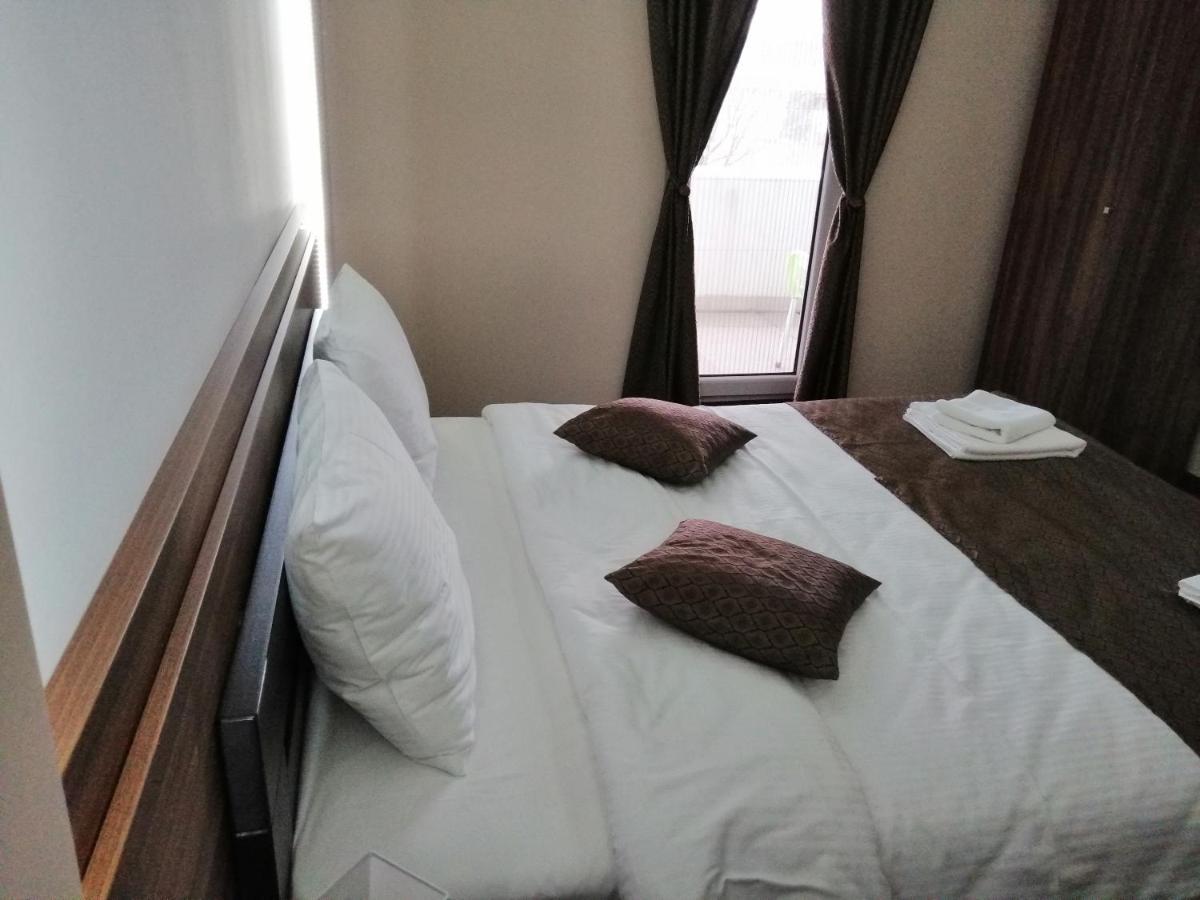 "Poseidon" Centar Aparthotel Stari Banovci Exterior foto